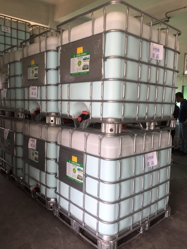OEM Non Smell Water Based Adhesive 150 Mpa.S For Foam Mattress